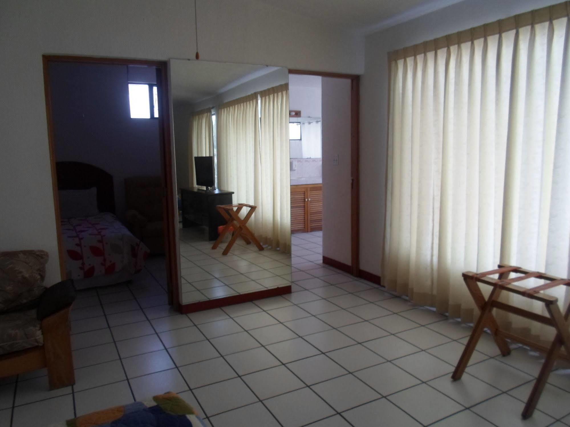 Novohostal B&B Guatemala Dış mekan fotoğraf